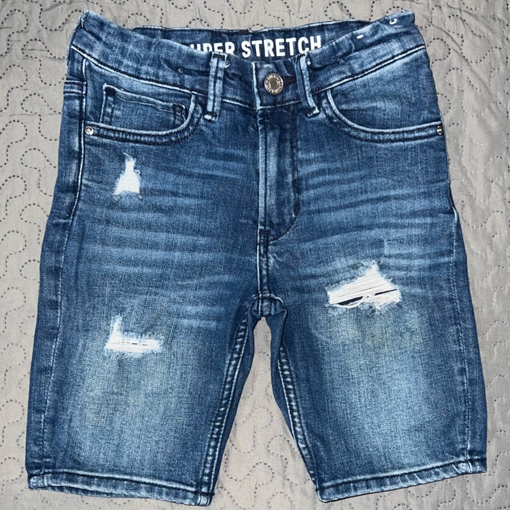 Boy distressed Jean shorts